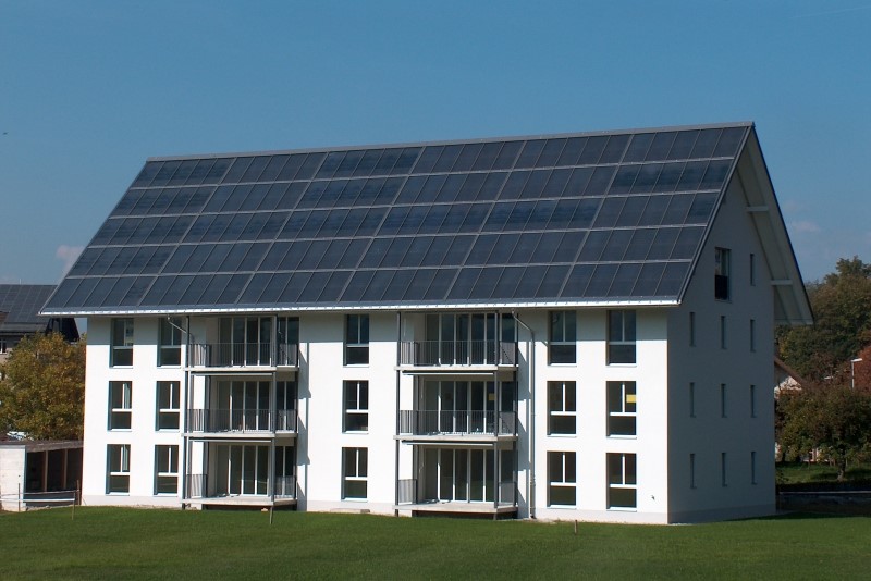 Fertiges Sonnenhaus, mietwohnungen zu ortsüblichen Preisen im Solarmehrfamilienhaus